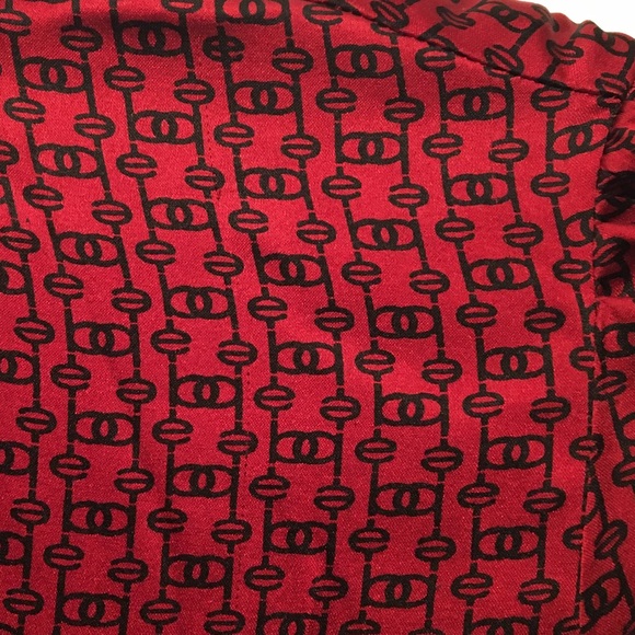 Bebe lacquer red and black silk blouse - Picture 5 of 5